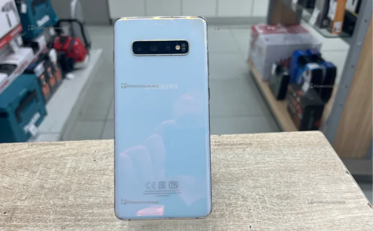 Samsung Galaxy S10+ 8/128 ГБ