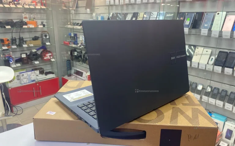 Ноутбук  ASUs Vivobook Pro 15