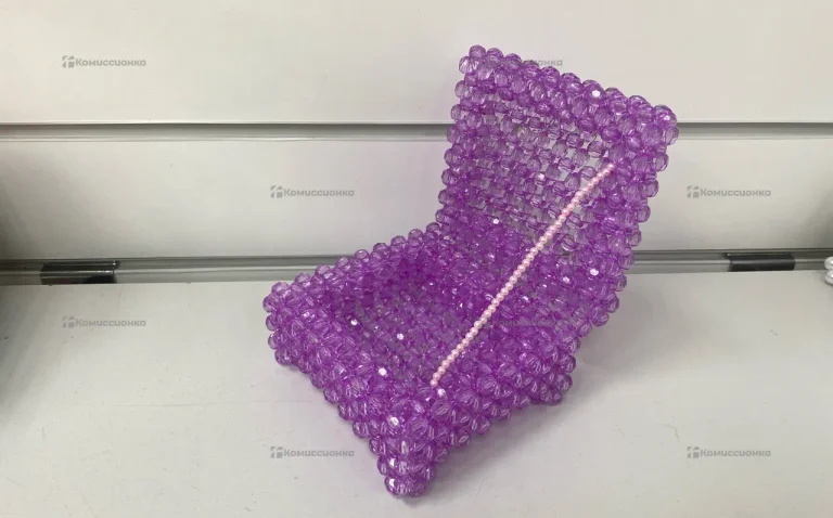 Шкатулка из бусин лиловая