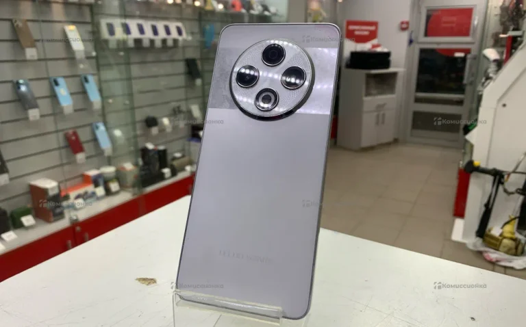 Tecno Spark 30 8/128 ГБ