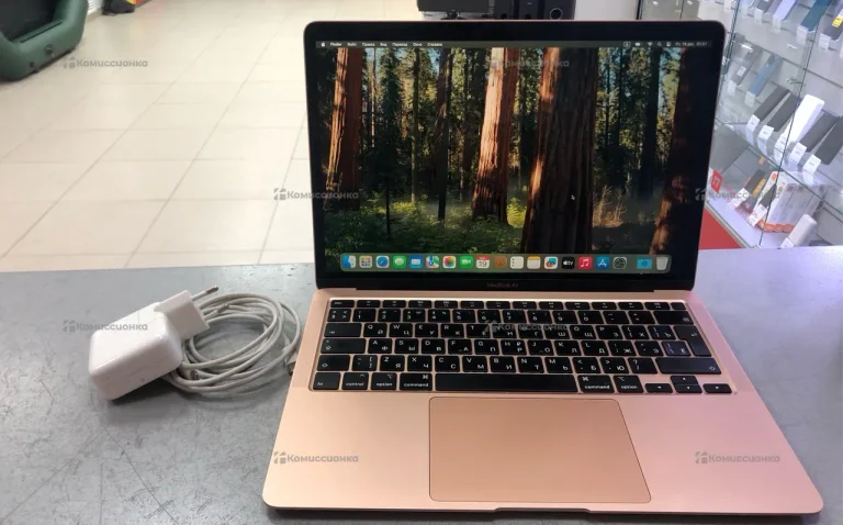 Ноутбук MacBook 13 2020 8/256