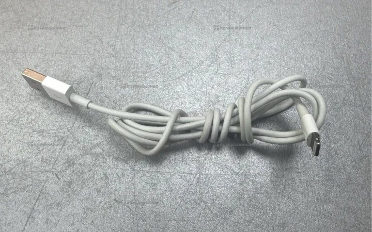 Зарядный кабель Apple Type-A