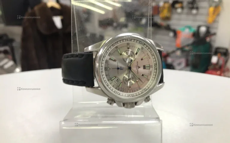 Часы  Jacques Lemans