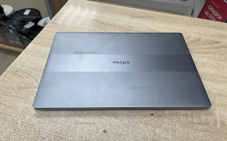 Ноутбук Infinix inbook y2 plus