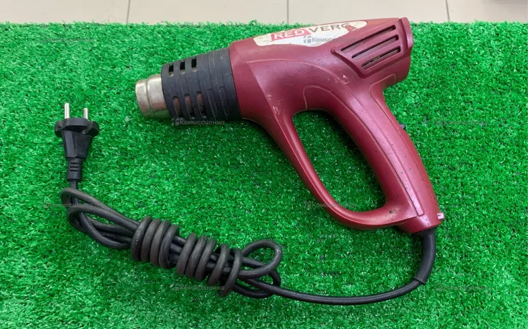 Бытовой строительный фен RedVerg RD-HG200/4