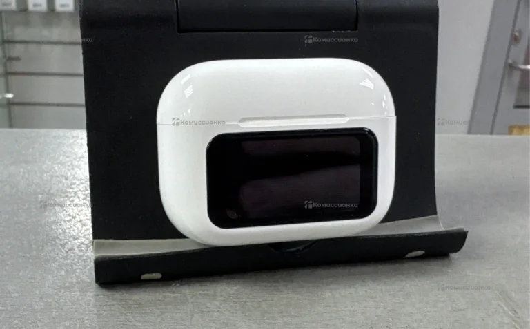 AirPods Pro с экраном