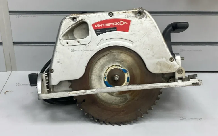 Дисковая пила Интерскол ДП-235/2000М