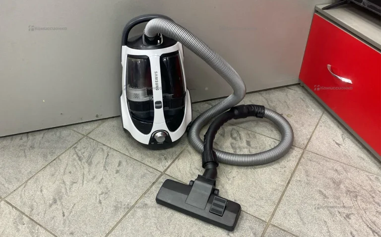 Пылесос Samsung SC8835
