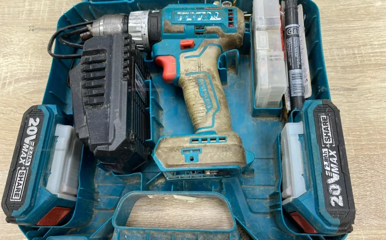 Шуруповерт Total P20S