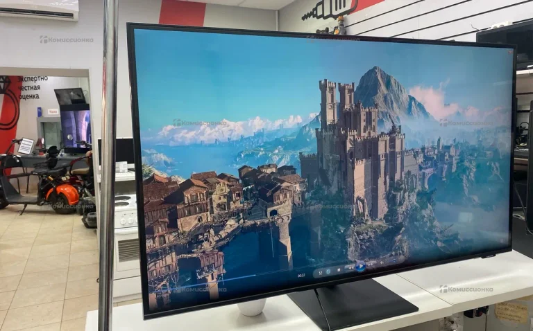 Монитор Samsung LS43AM702UIXCL