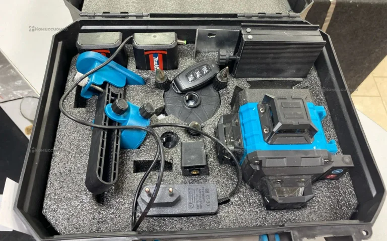 лазерный уровень 4D зеленый