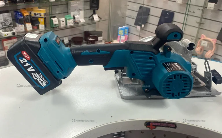 циркулярка аккумуляторная Makita