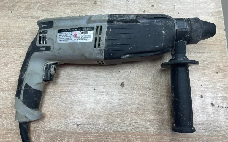 Перфоратор Интерскол П-26/800ЭР