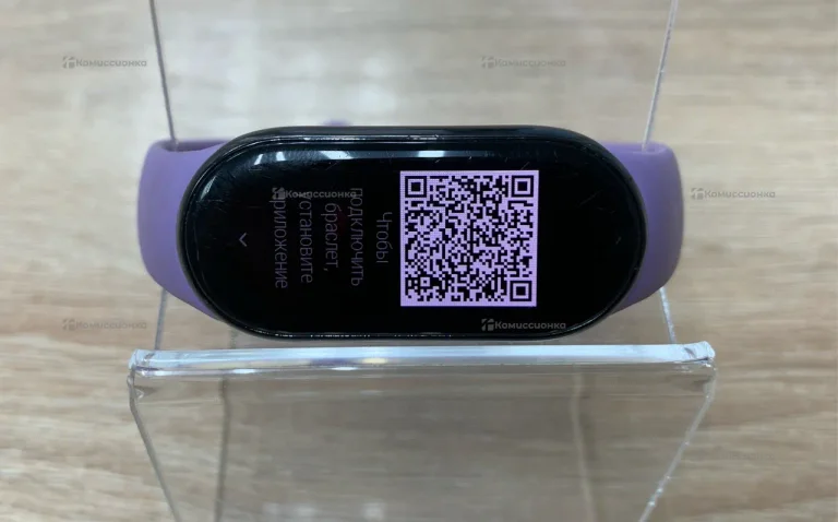 Часы  Xiaomi Mi band 8