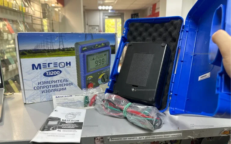 Измеритель сопротивления изоляции (мегаомметр) МЕГ