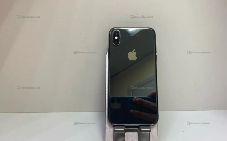 Apple iPhone X 3/64 ГБ