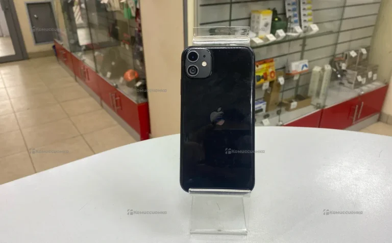 Apple iPhone 11 4/128 ГБ