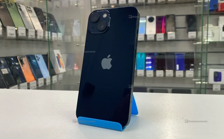 Apple iPhone 13 4/128 ГБ