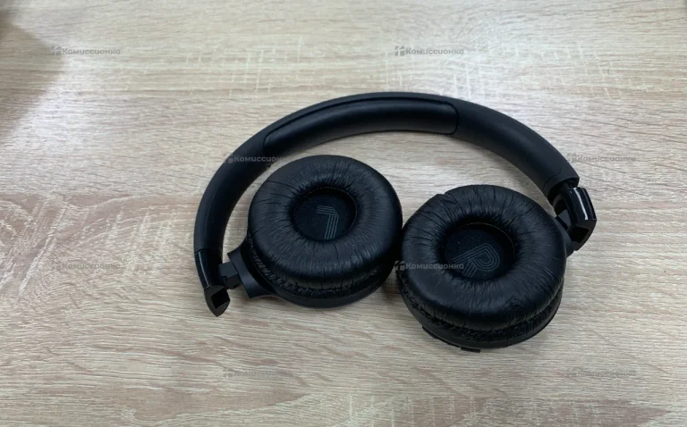 Наушники JBL 520BT