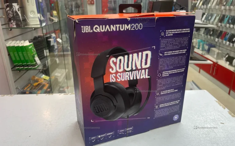 JBL cuantim 200