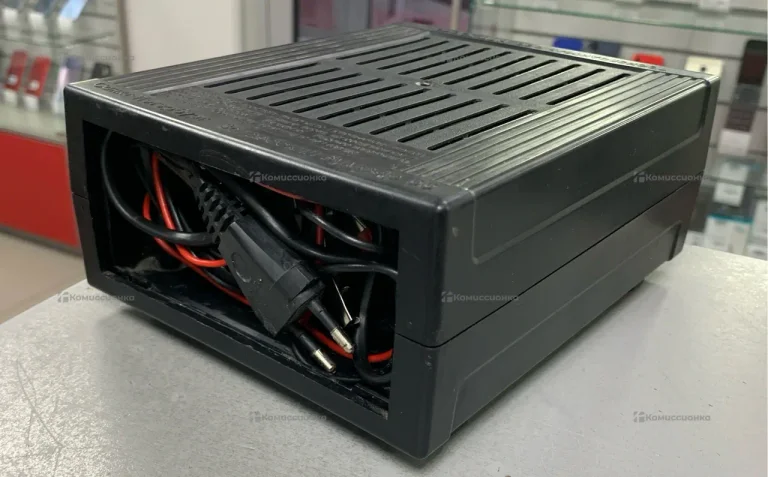 Зарядное устройство для авто Вымпел-150