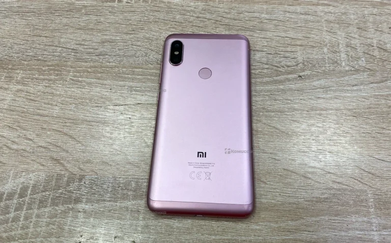 Xiaomi Redmi 6 3/32 ГБ