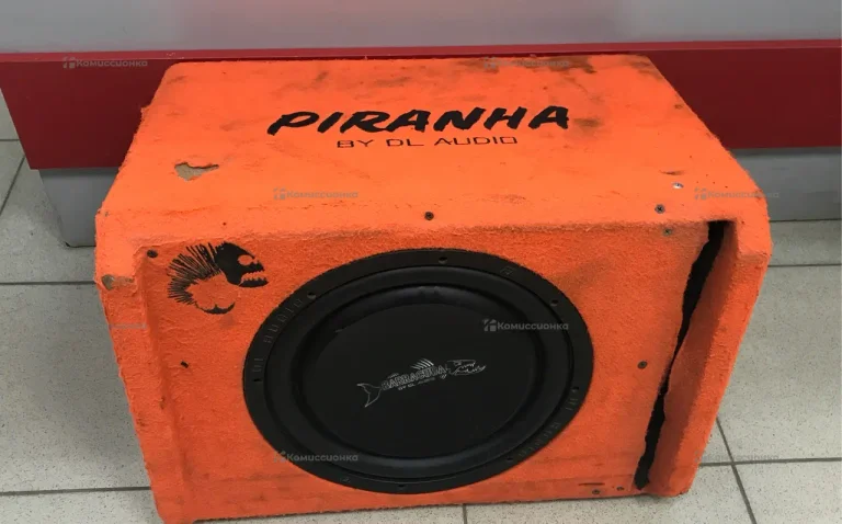 Сабвуфер активный Dl Audio Piranha 12a