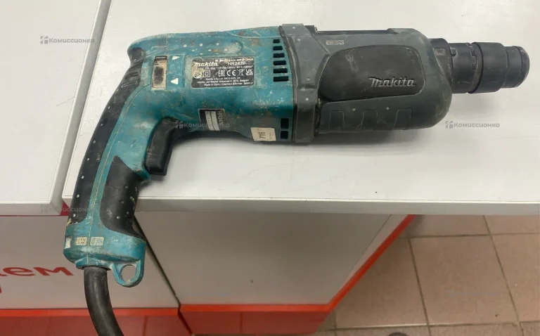 Перфоратор Makita  hr2470