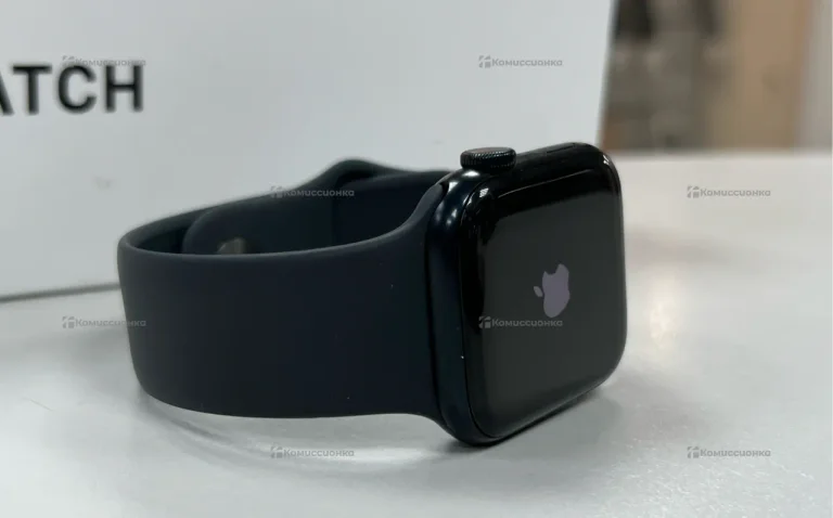 Часы Apple Watch SE 2 44mm