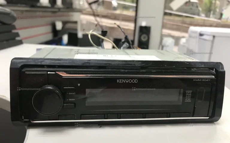 Автомагнитола Kenwood KMM-304Y