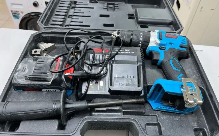 Аккумуляторный шуруповерт DBLID180