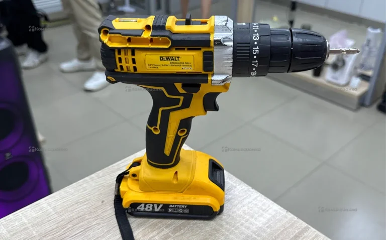 реплика шуруповерт Dewalt