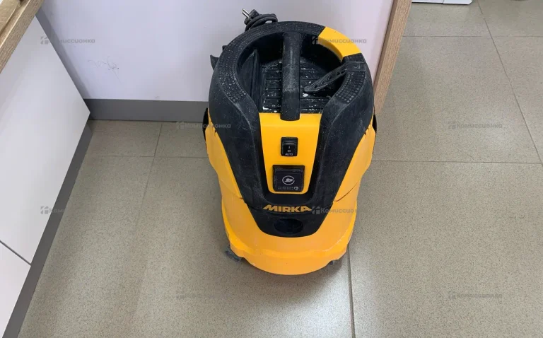 Пылесос Mirka DE 1025L