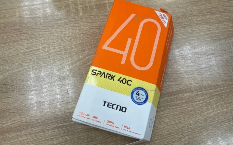 Tecno Spark 30 8/128 ГБ