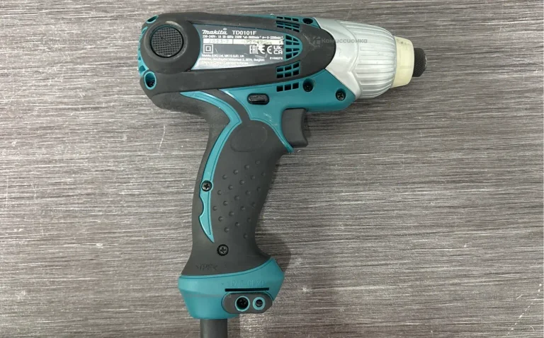 Ударный шуруповерт Makita TD0101F