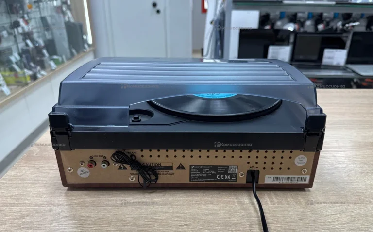 Виниловый проигрыватель Soundmaster PL186H