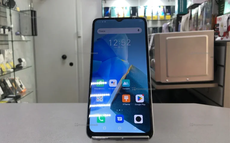 Infinix Hot 30i 4/64 ГБ