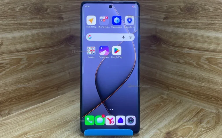 Tecno Spark 20 Pro+ 8/256 ГБ