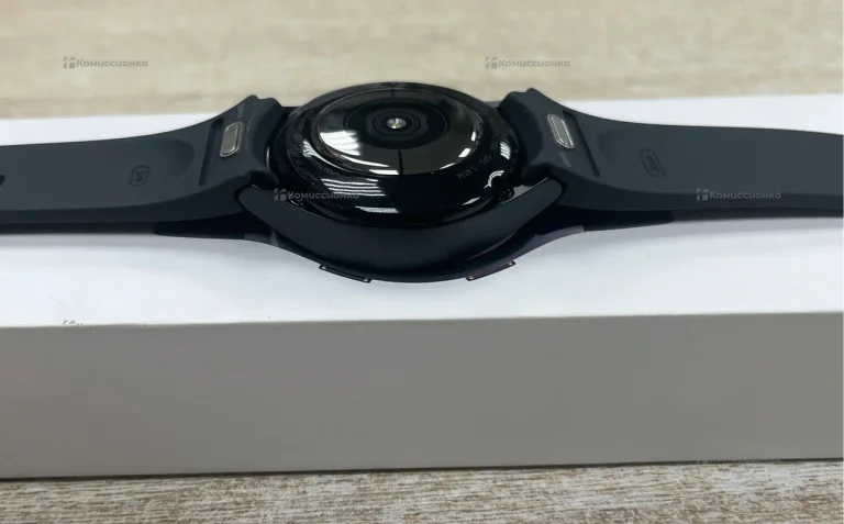 Часы Samsung Galaxy Watch 6 40mm