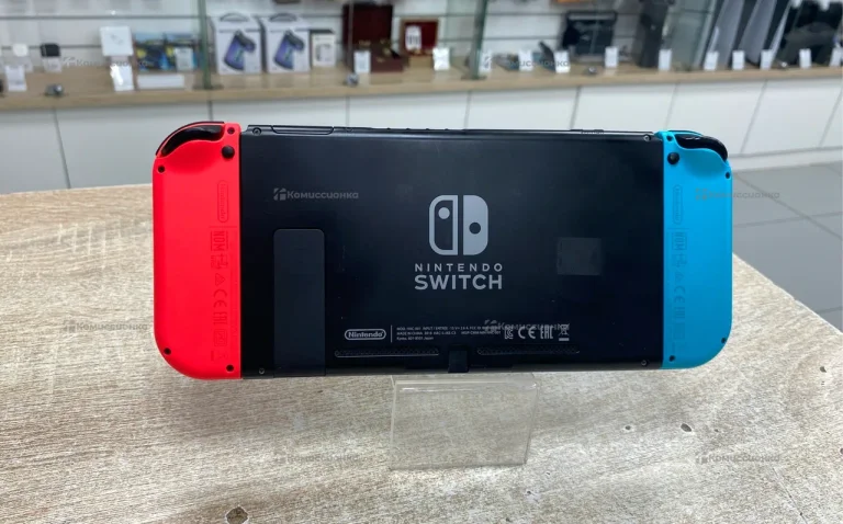 Приставка Nintendo Switch HAC-001