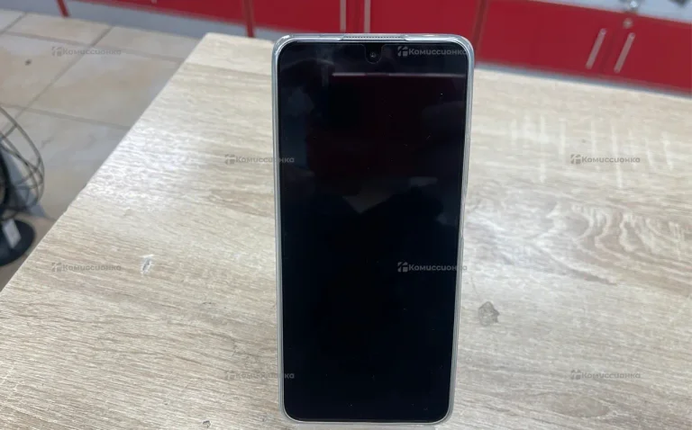 Huawei nova 13i 8/128 ГБ
