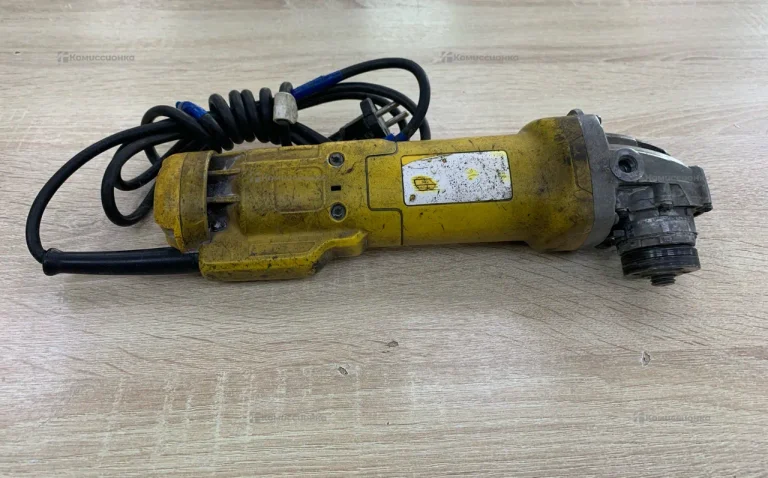 УШМ Dewalt