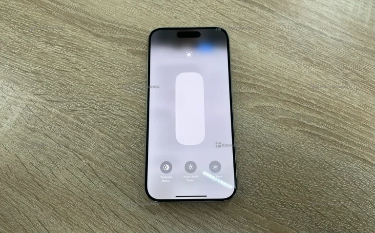 Apple iPhone 15 Pro 8/128 ГБ