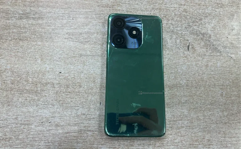 Tecno Spark 10C 4/64 ГБ
