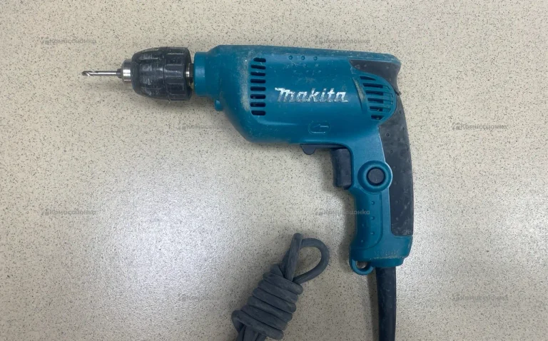 Дрель Makita 6413