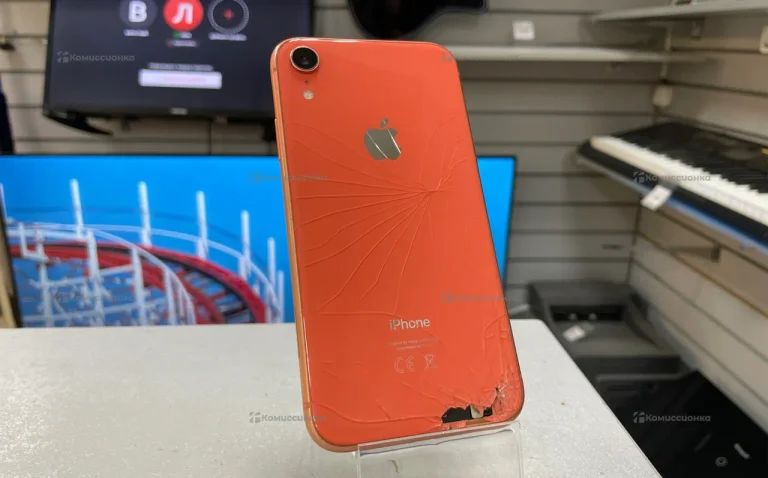 Apple iPhone XR 3/64 ГБ
