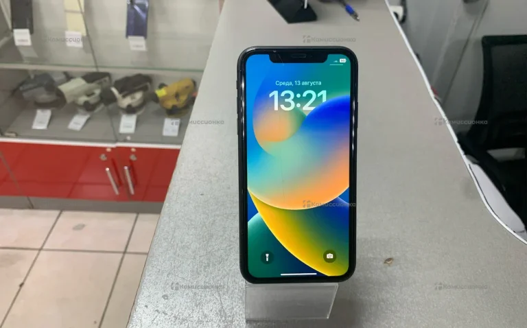 Apple Iphone 11 64 ГБ