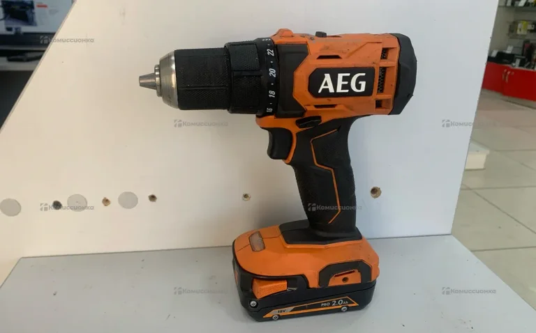Аккумуляторная дрель-шуруповерт AEG BS18G4-202C