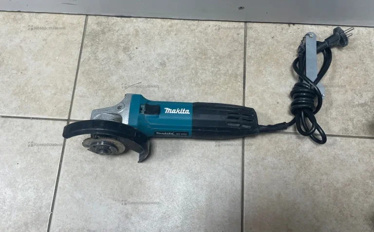 Уши Makita MT-5030 (реплика)