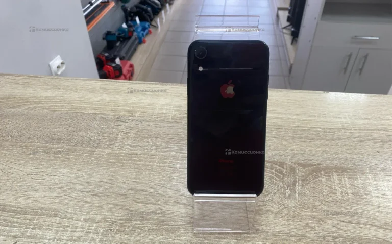Apple iPhone XR 3/64 ГБ